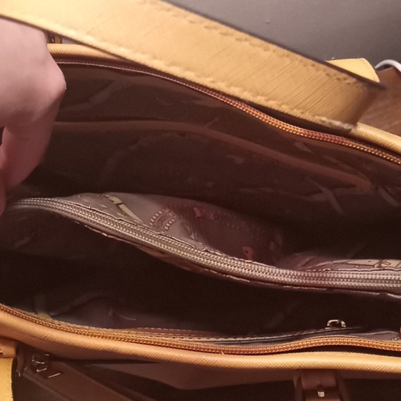 Purse - Picture 5 of 6